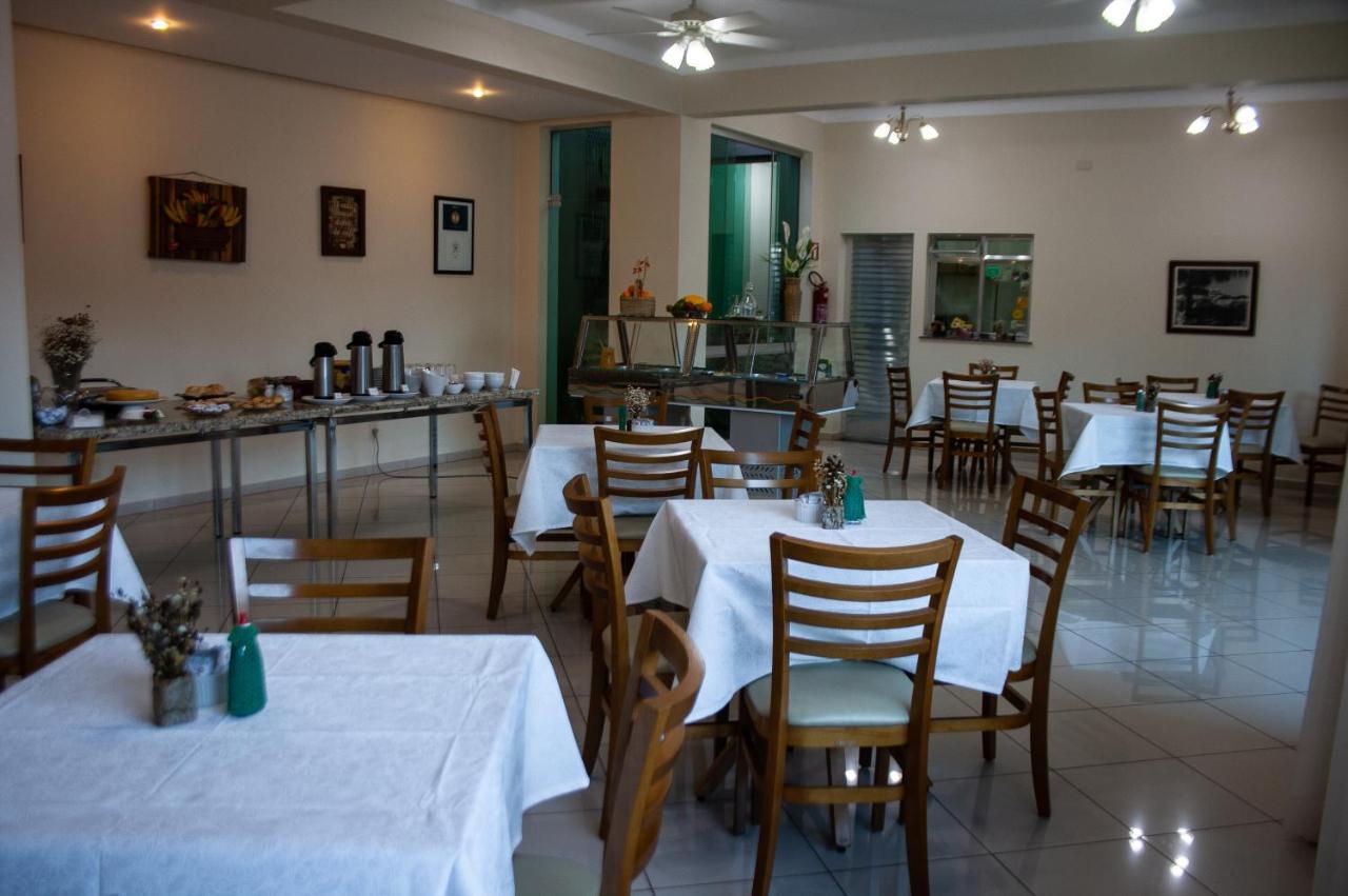 Apart Hotel Agua Limpa Prados Luaran gambar