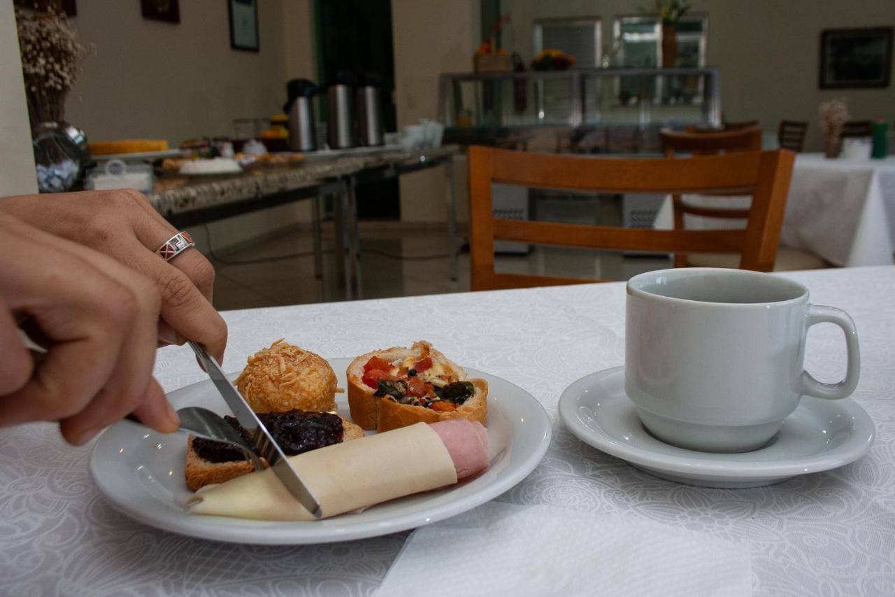 Apart Hotel Agua Limpa Prados Luaran gambar
